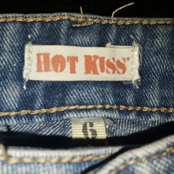 Distressed  jeans - Picture 6 of 7